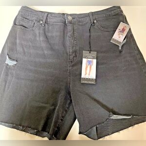 Sofia by Sofia Vergara Black Jean Shorts High-Waisted Distressed